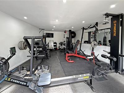 Picture 16